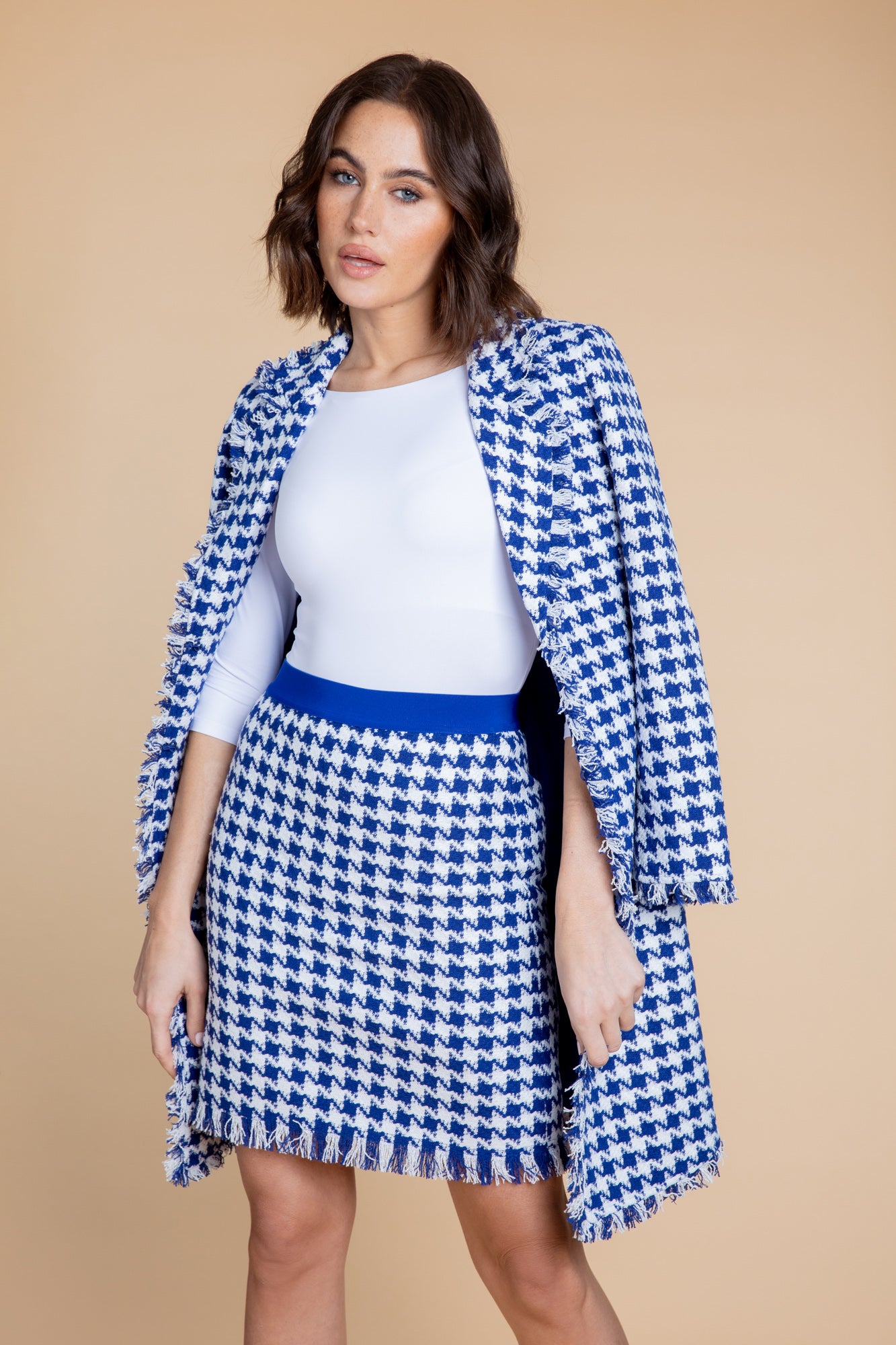 Tweedheart Set in Blau Weiß mit Hahnentrittmuster