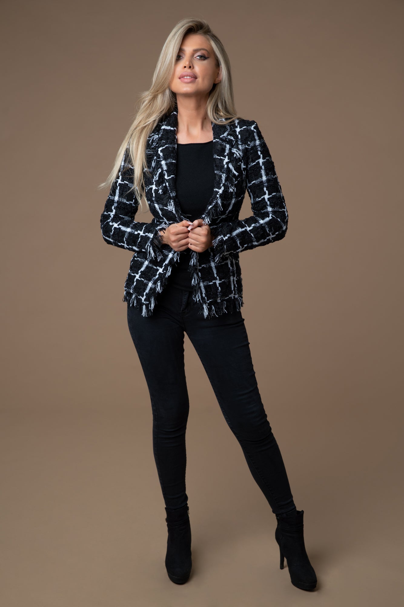 Tweedblazer mit Fransen von Tweedheart Schwarz Weiß